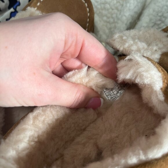 Ugg Australia Ansley Fur Bow Moccasin Slippers Size 5 - Picture 8 of 8